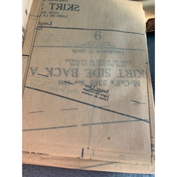 Vintage McCalls 3369 Sewing Pattern Womens Jacket Skirt Pants Size 10 Uncut 1970 - Picture 3 of 3